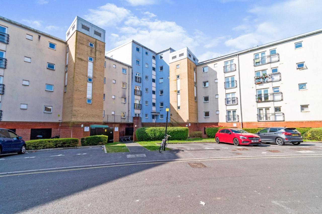 Appartamento Price! Huge 1 Bed Apartment, Centre, Single Beds Or Super King, Sofabed & Free Secure Parking